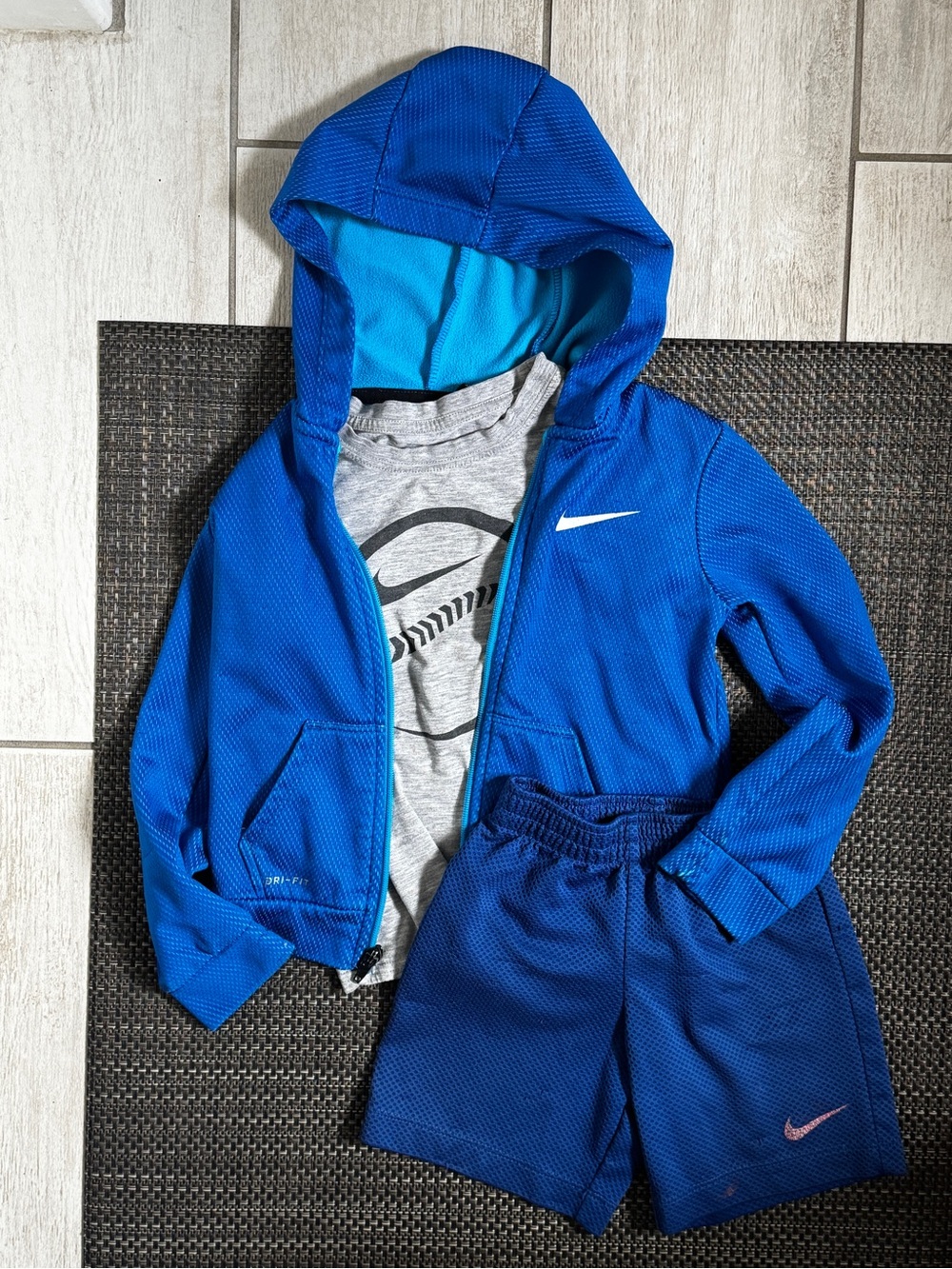 Nike Boys 4T Active Set Blue/Gray